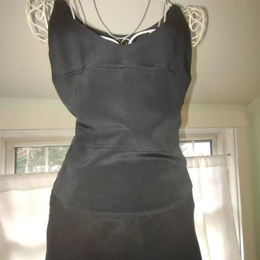 AKRIS Black  Elegant  dress  Size 6